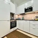 Hello Helsinki - City Home