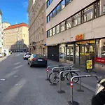Modern Two-Room Apartment With Excellent Location In The Heart Of Helsinki