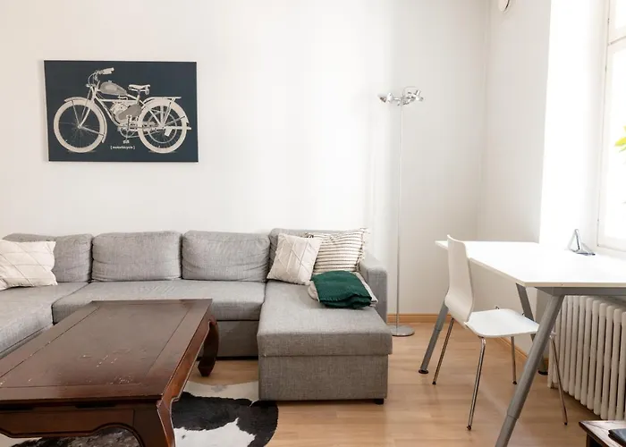 2Ndhomes Bright 2Br Apartment Next To Esplanade Park