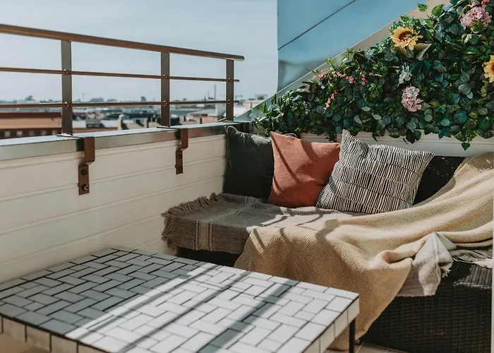 Seaview Loft With Private Balcony And Sauna