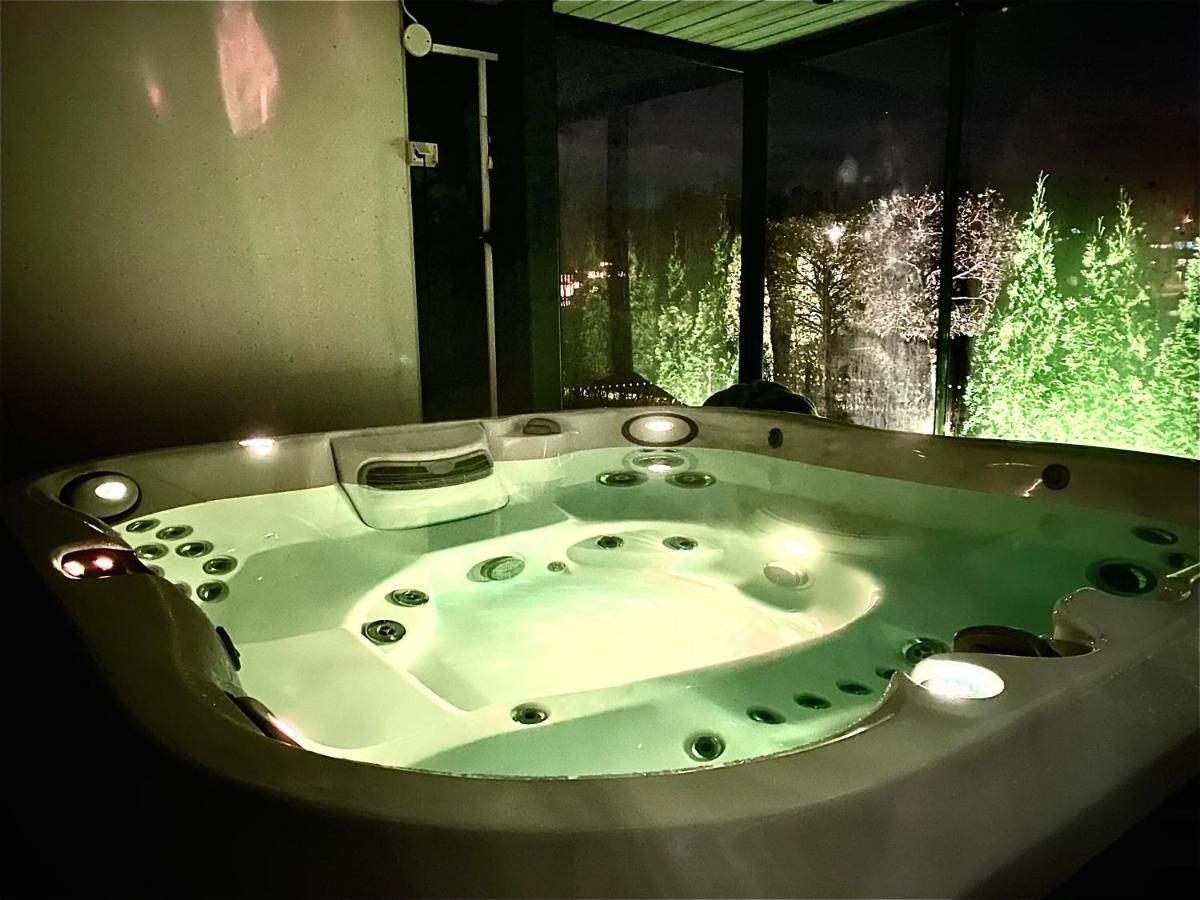 Seafront Villa With Sauna And Jacuzzi * Helsinki