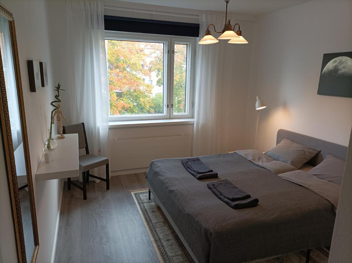 Ihan Puotilan Metron Laehellae * Helsinki