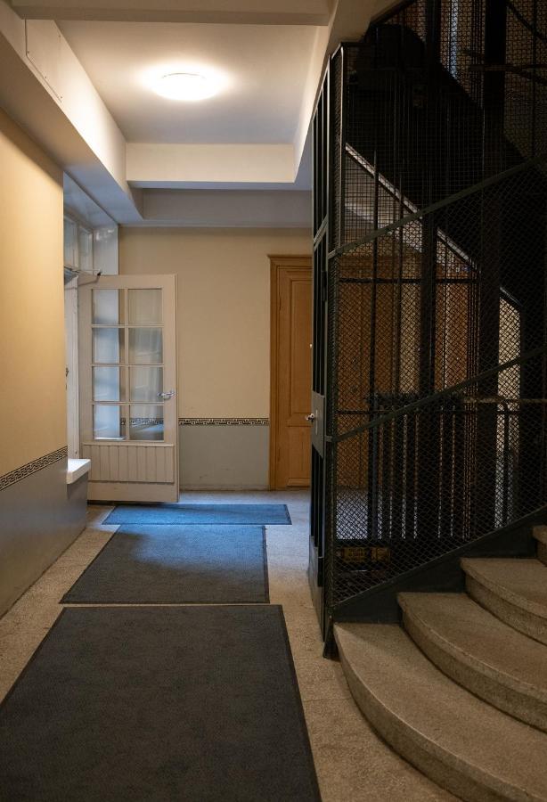 2ndhomes Bright 1br With Superb Location! *