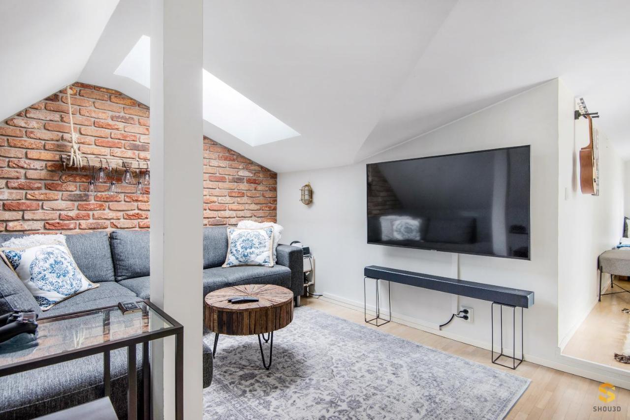 Wehost Stunning Penthouse In Kallio Huoneisto *