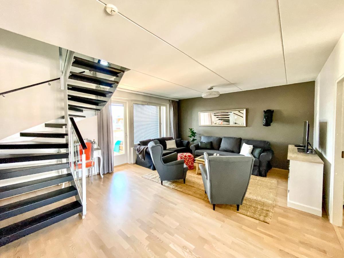 Beautiful Penthouse In The Center Of Huoneisto