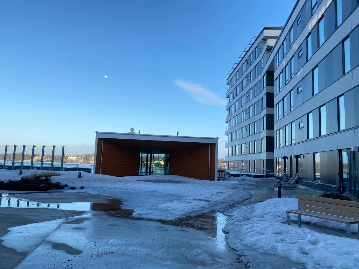 Sea View Lux Kalasatama Romantic Studio - Balcony & Coffee& Tee, Wifi, Gym &sauna Huoneisto