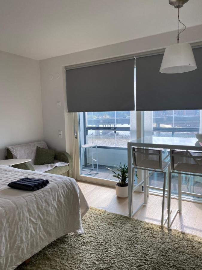 Sea View Lux Kalasatama Romantic Studio - Balcony & Coffee& Tee, Wifi, Gym &sauna *