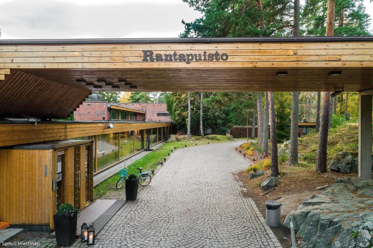 Hotelli Rantapuisto 4*