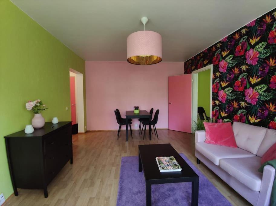 Huoneisto A Little Paradise In Helsinki! Away From