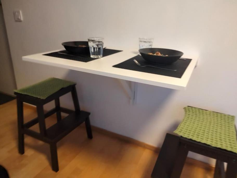 Tyylikaes Helsingin Sydaemessae Huoneisto *
