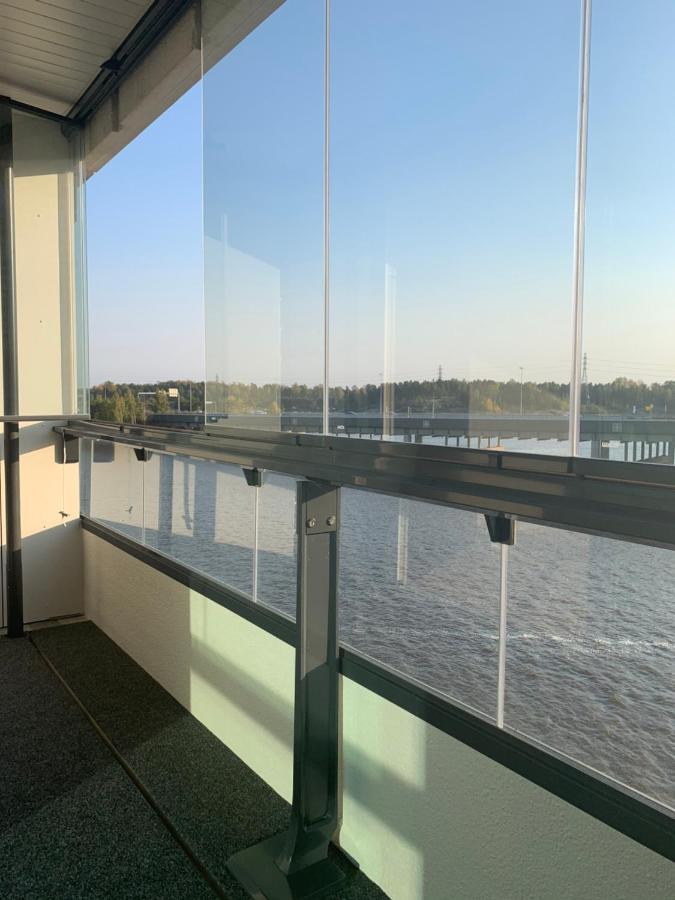 Sea View Lux Kalasatama Romantic Studio - Balcony & Coffee& Tee, Wifi, Gym &sauna Huoneisto