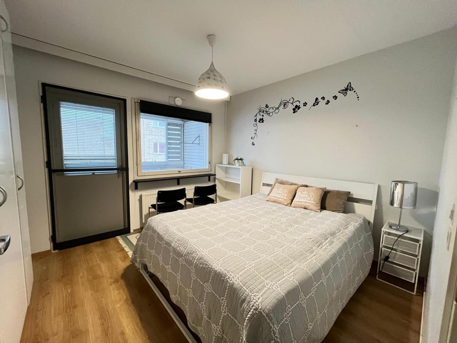 Private Near Metro, Free Parking,direct Bus From Airport * Helsinki