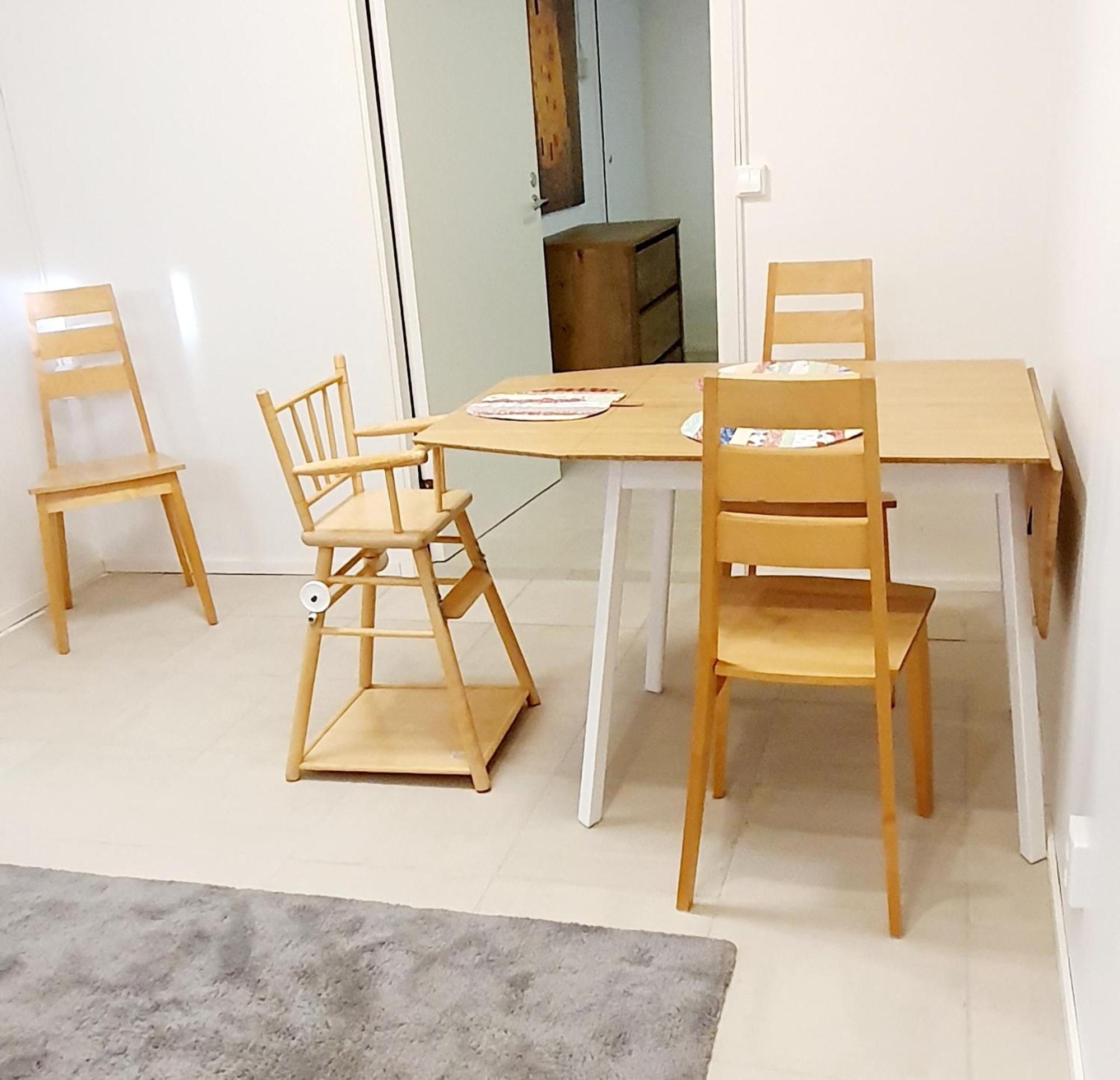 Two 54m2 Apt, Wifi, Free Parking, Terrace, Near Central Park Huoneisto *