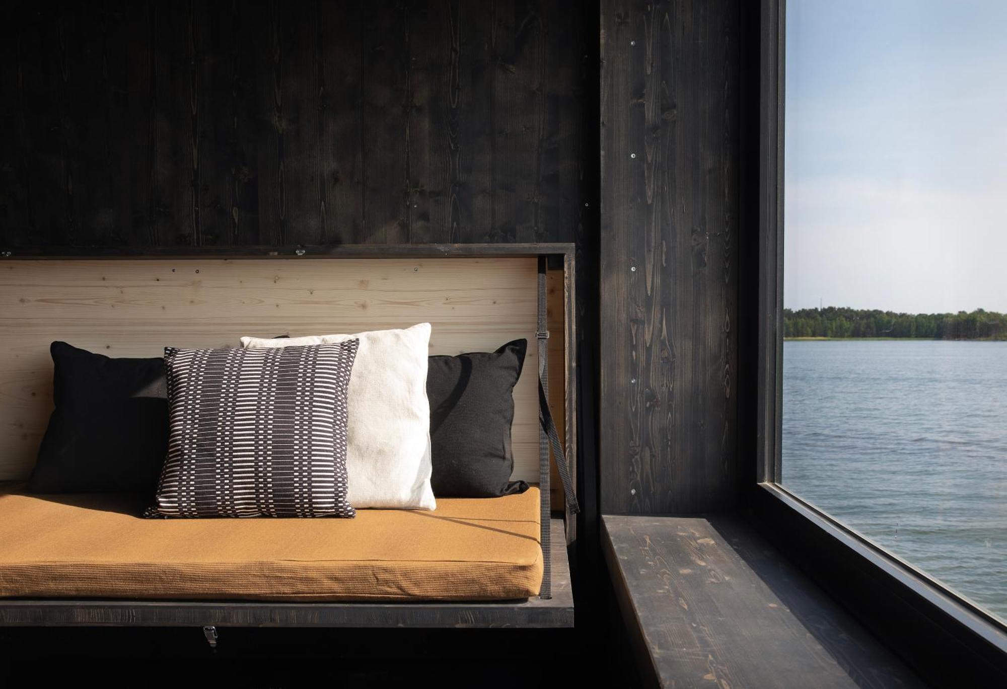 Maalaistalot Majamaja Off-grid Retreat Helsinki
