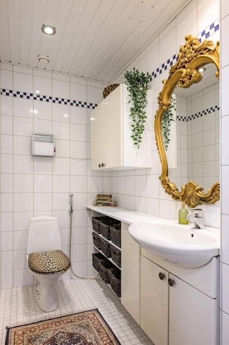Huoneisto Modern Flat In The Citycenter *