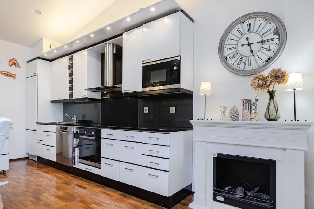 Modern Flat In The Citycenter *