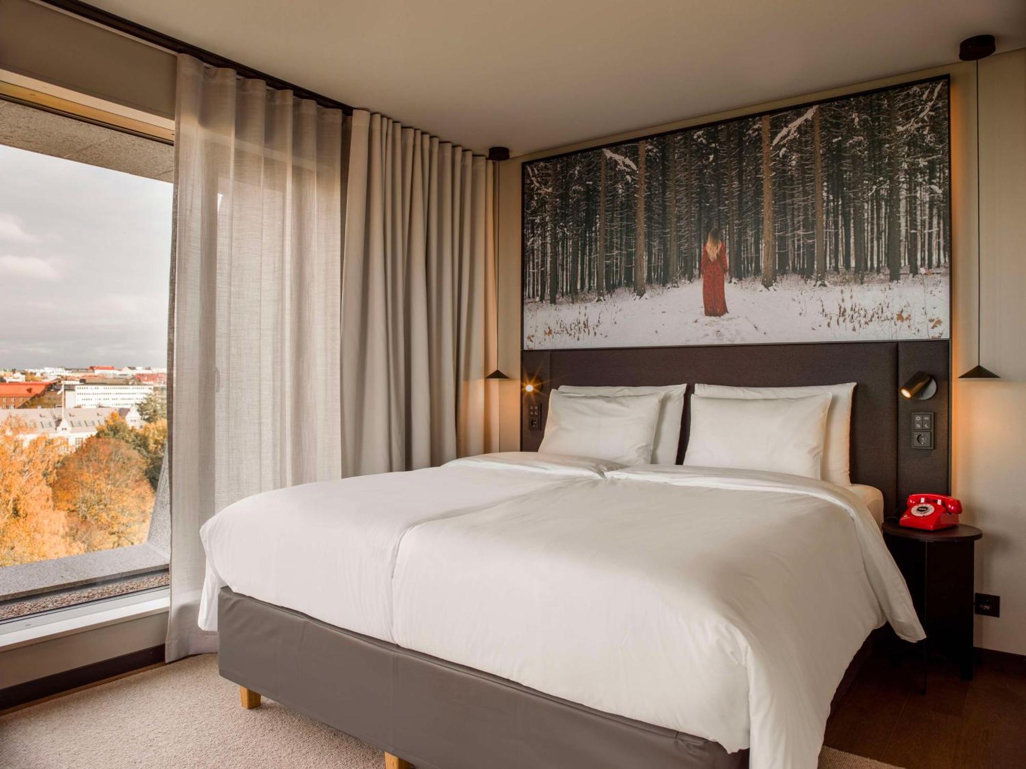 Radisson Red Hotelli 4*