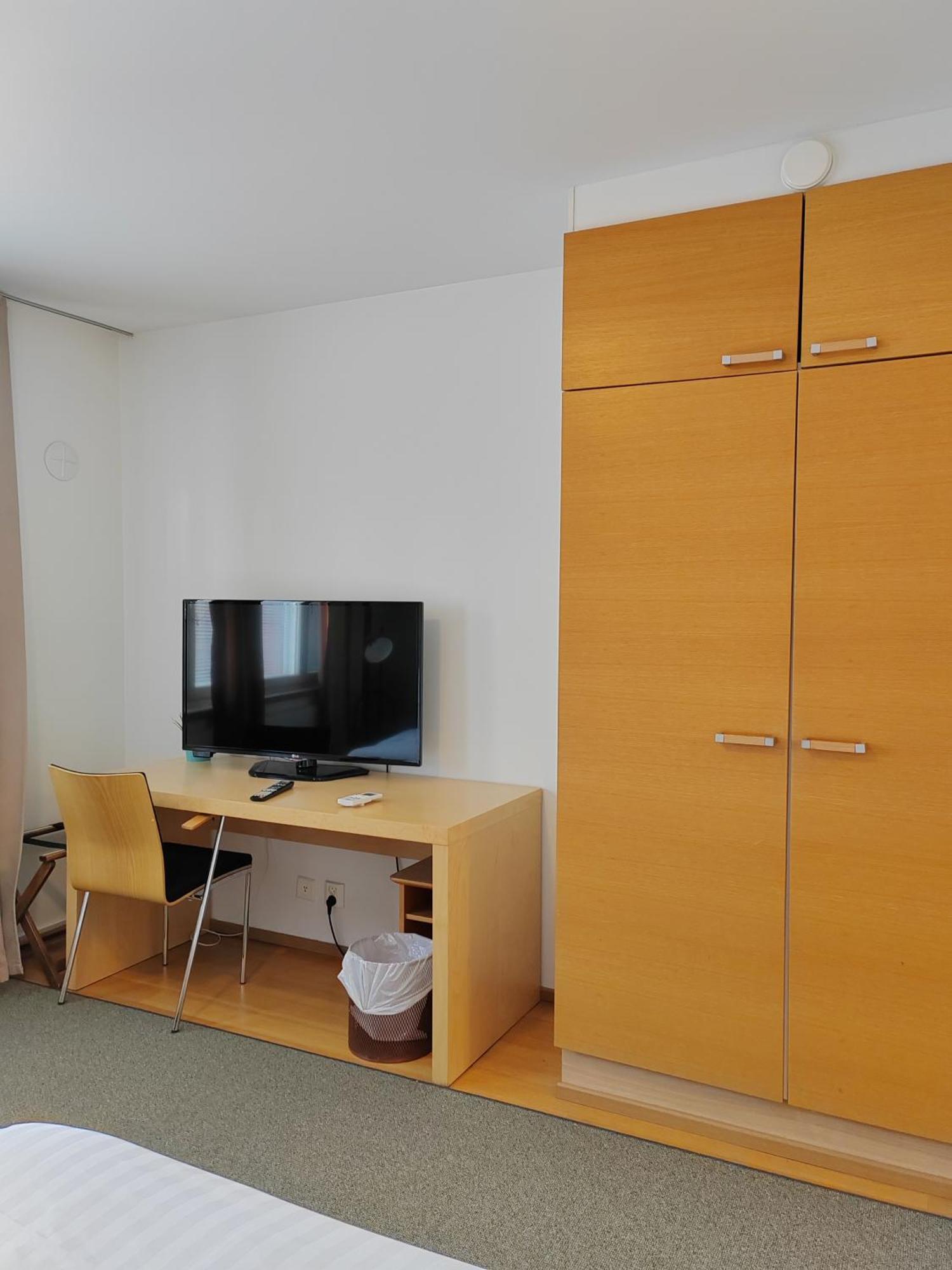 Hotelli Rantapuisto 4*