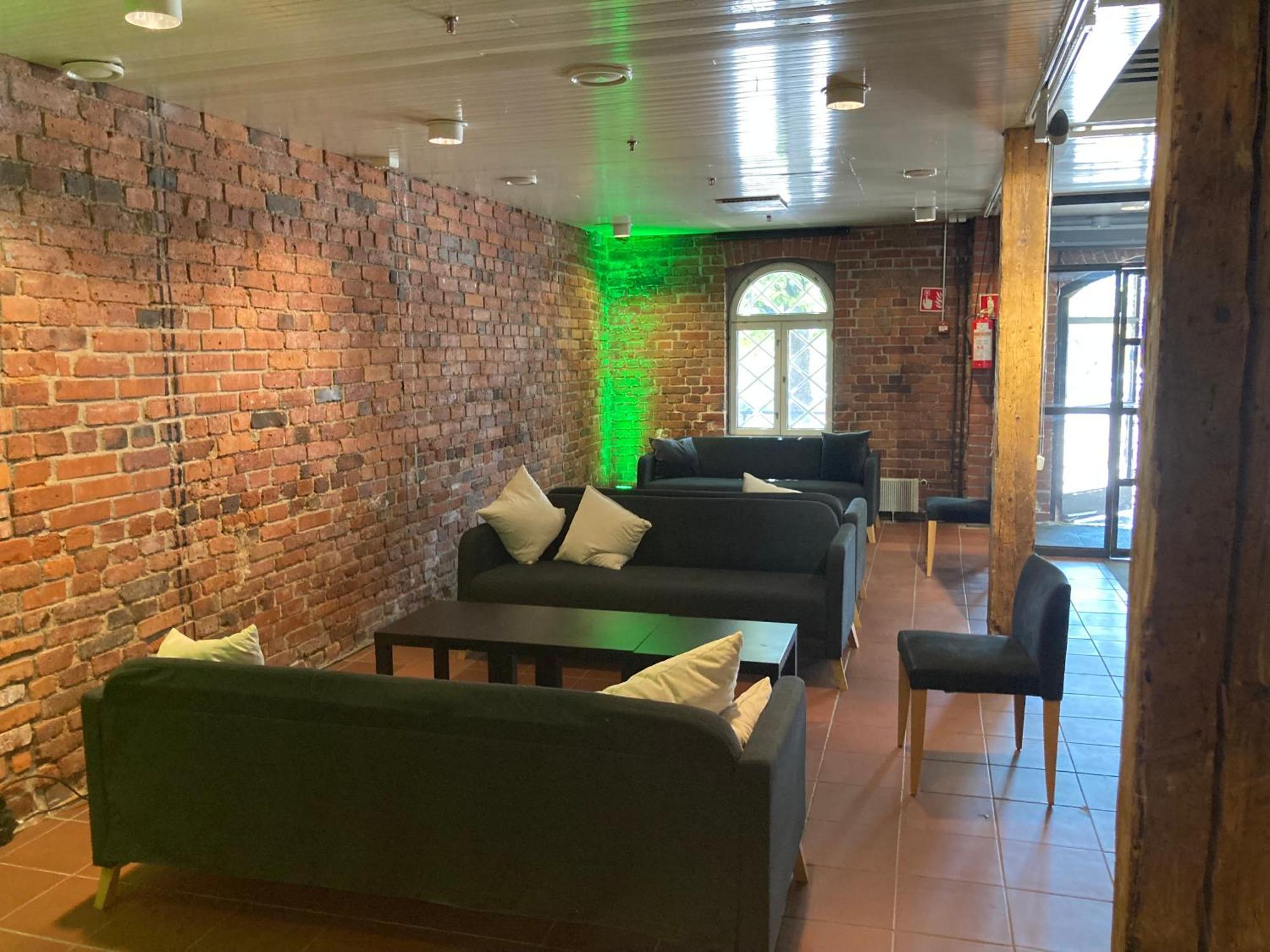 Leirintäalueet Indoor Camping *
