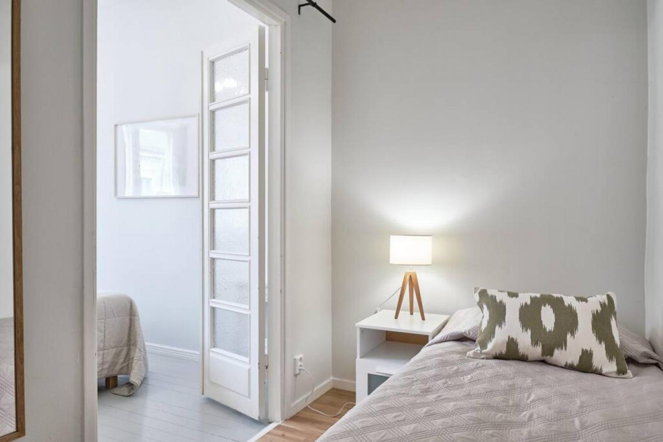 1, 5 Bedroom Stylish Family *