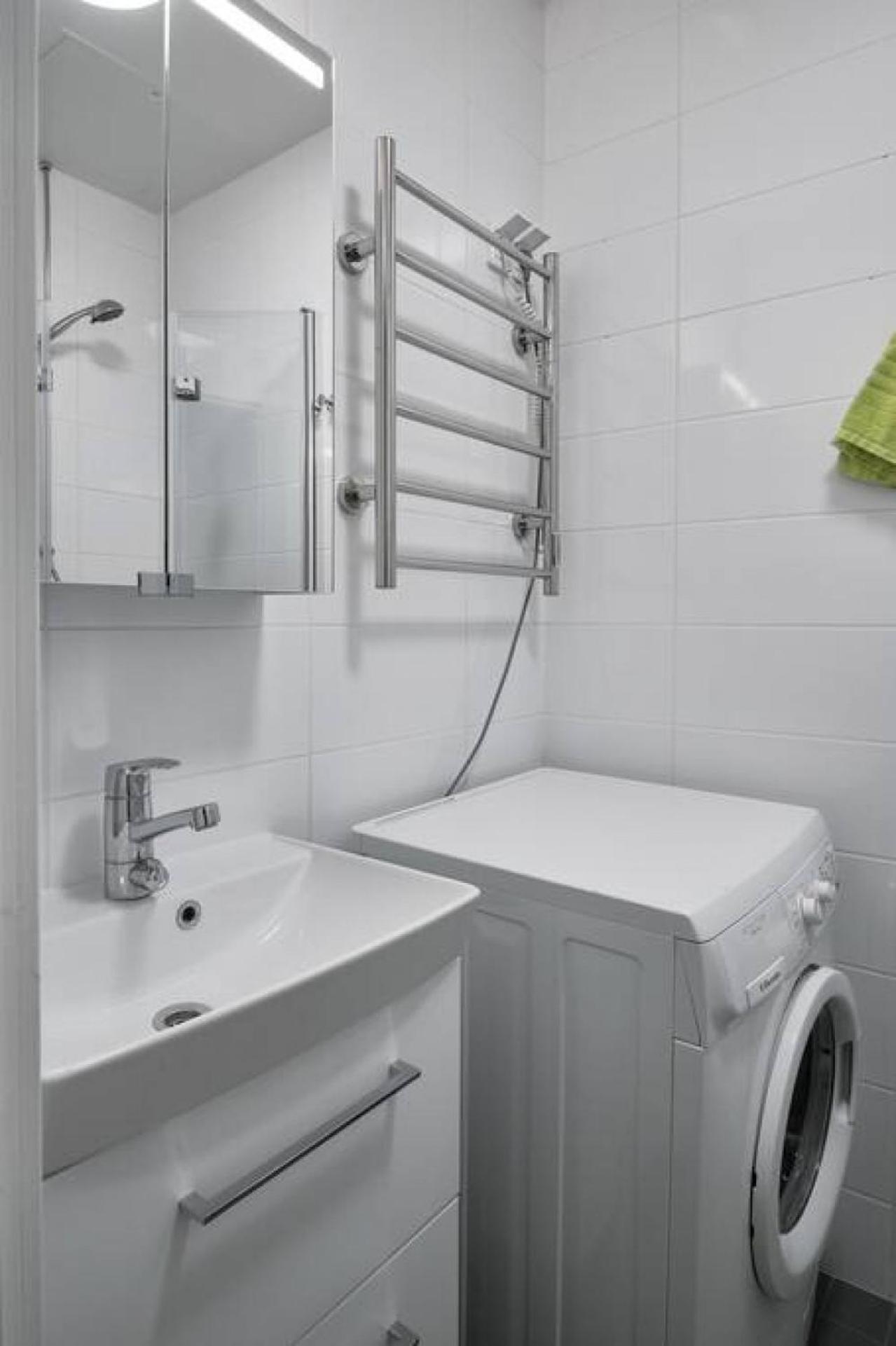 1, 5 Bedroom Stylish Family Huoneisto