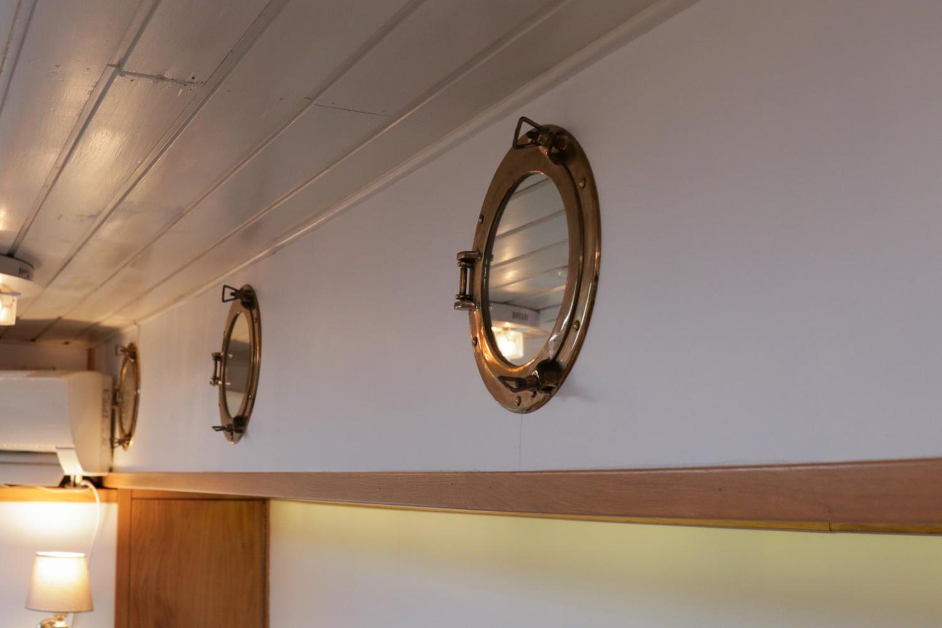 Spacious Dutch Houseboat