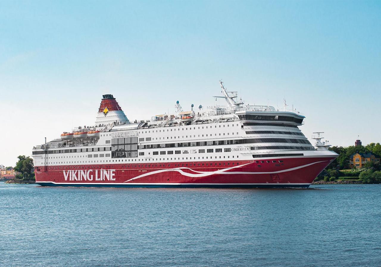  Viking Line Ferry Viking Cinderella - 2-night Cruise Helsinki-stockholm-helsinki *