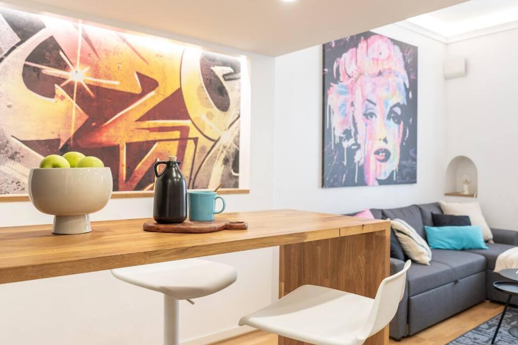 Huoneisto Centrally Located For Up To 4 Helsinki