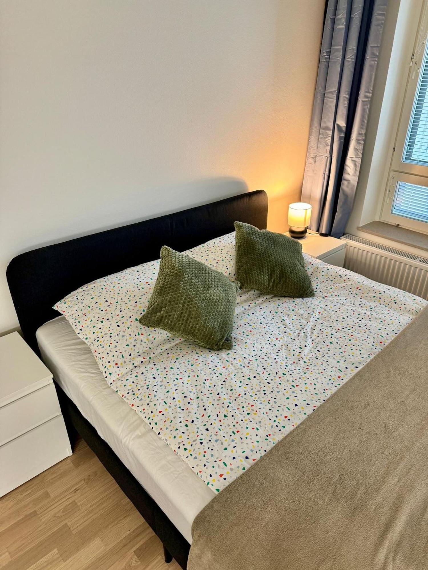 Cosy Near Sello With View From Balcony Leppavaara Huoneisto *