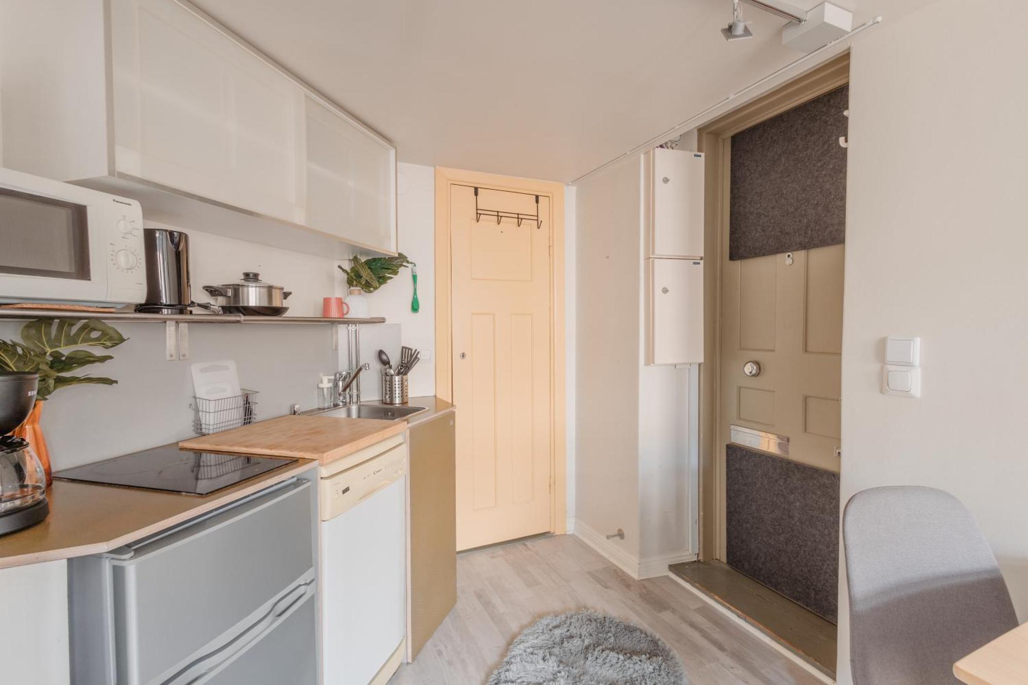 Huoneisto Nordstay - Urban Retreat Near Hietaniemi Self Check-in Helsinki