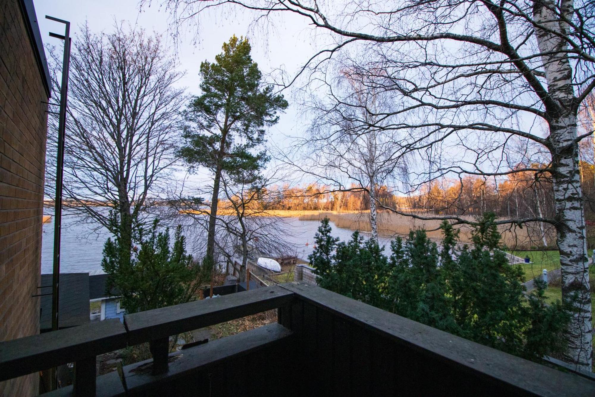 Waterfront Townhouse With Bathtub Sauna,free Parking Loma-asunnot