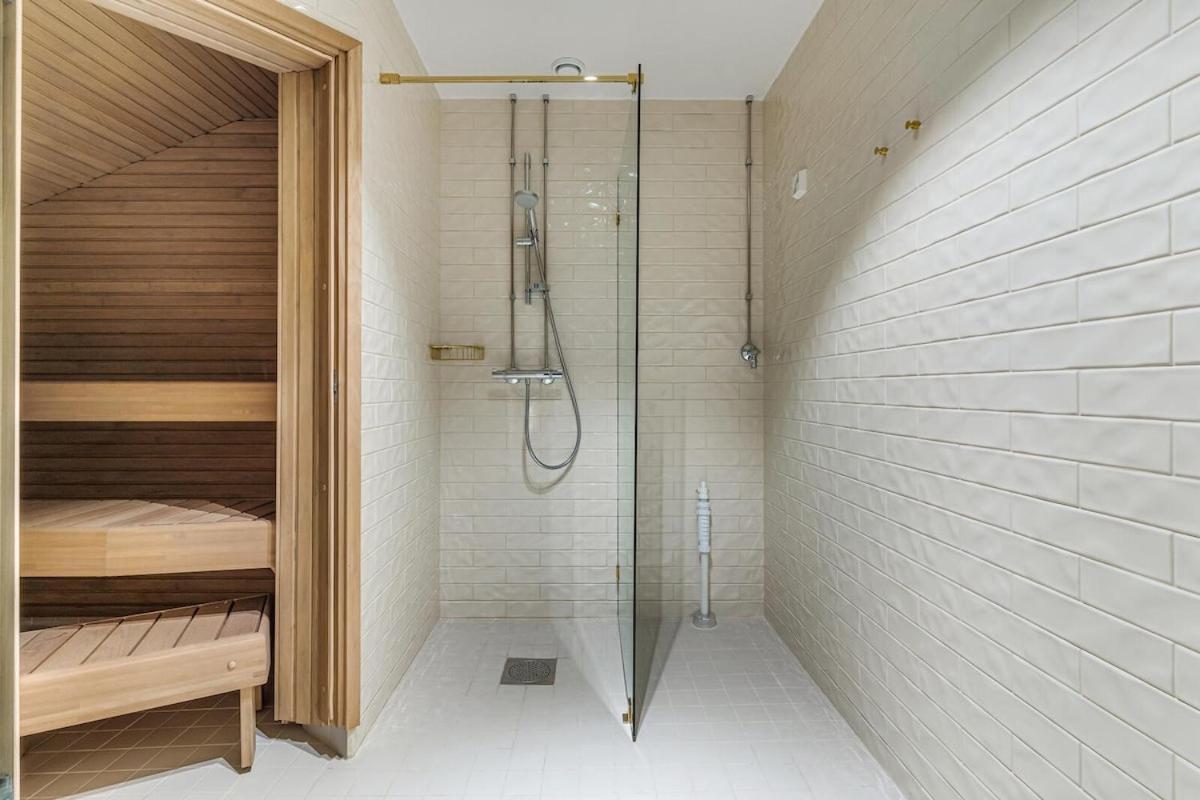 Downtown Penthouse With Sauna