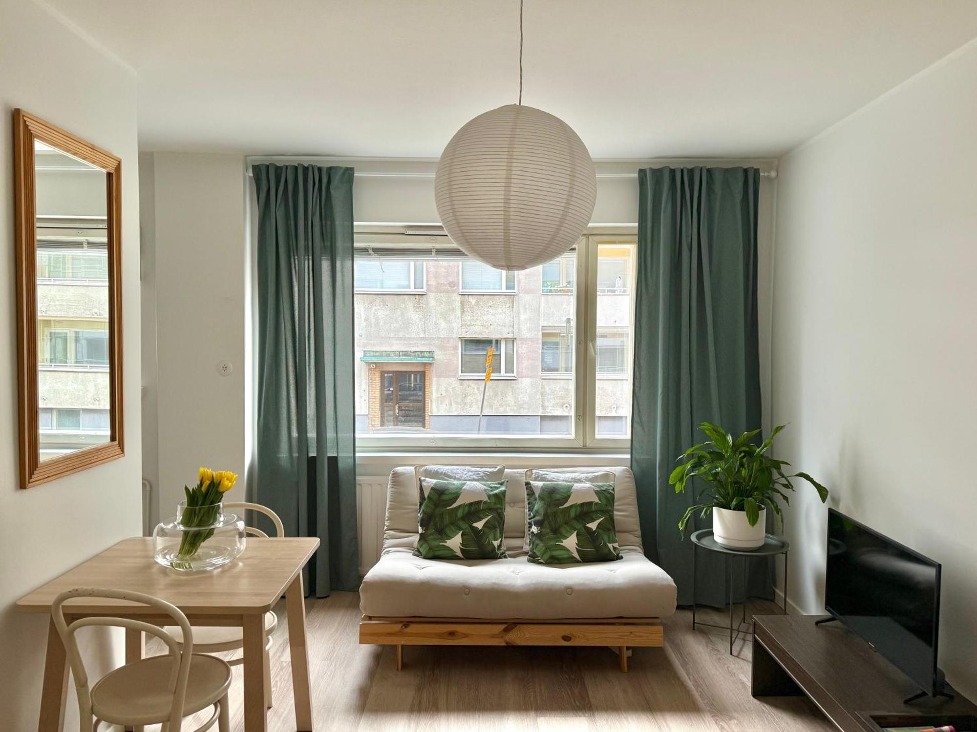 Huoneisto Just Renovated Stylish Nordic By Tram Stop *