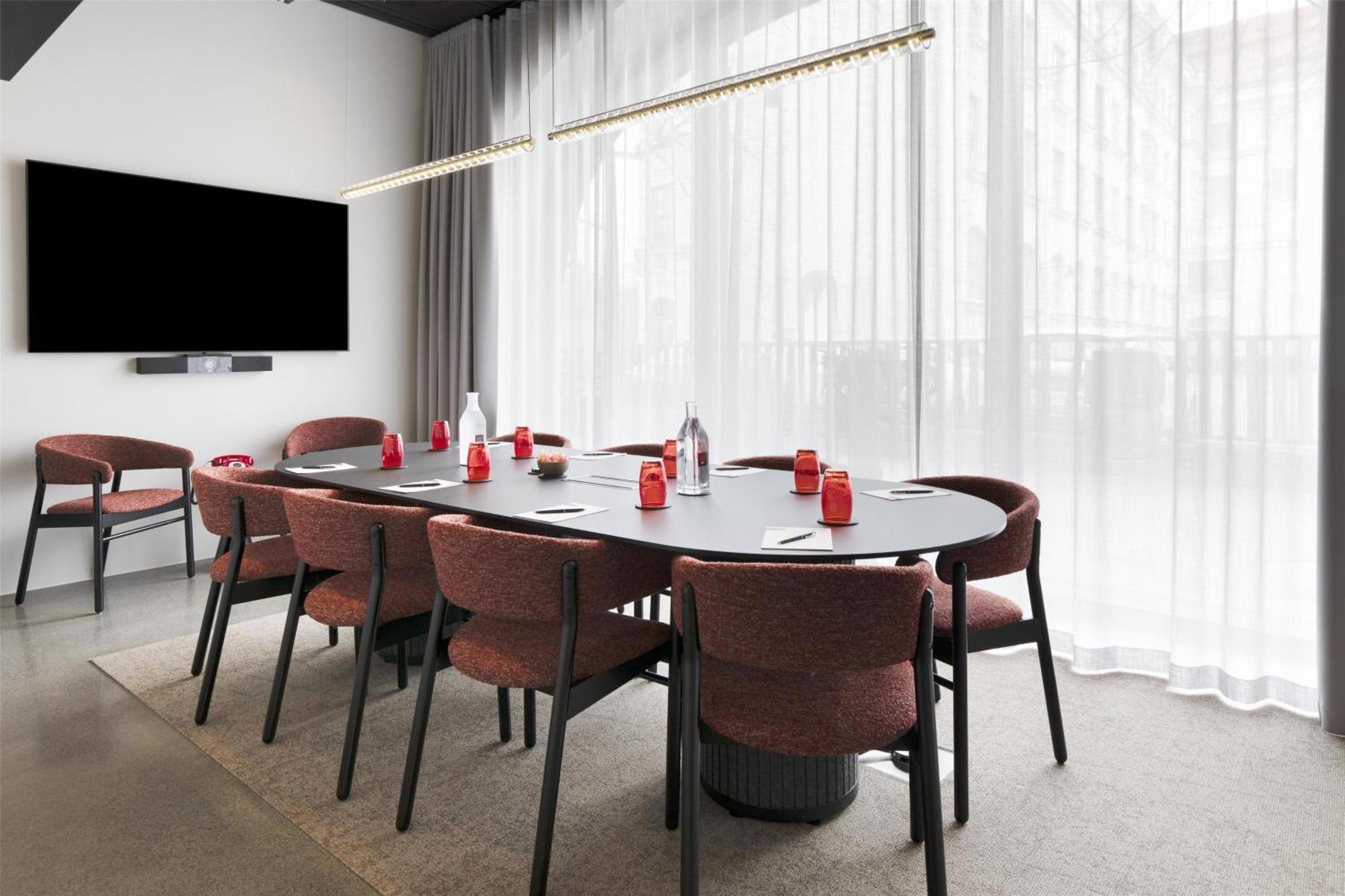 Hotelli Radisson Red 4*
