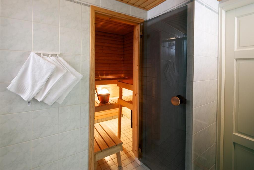 Huoneistohotelli Hellsten Senate 3*