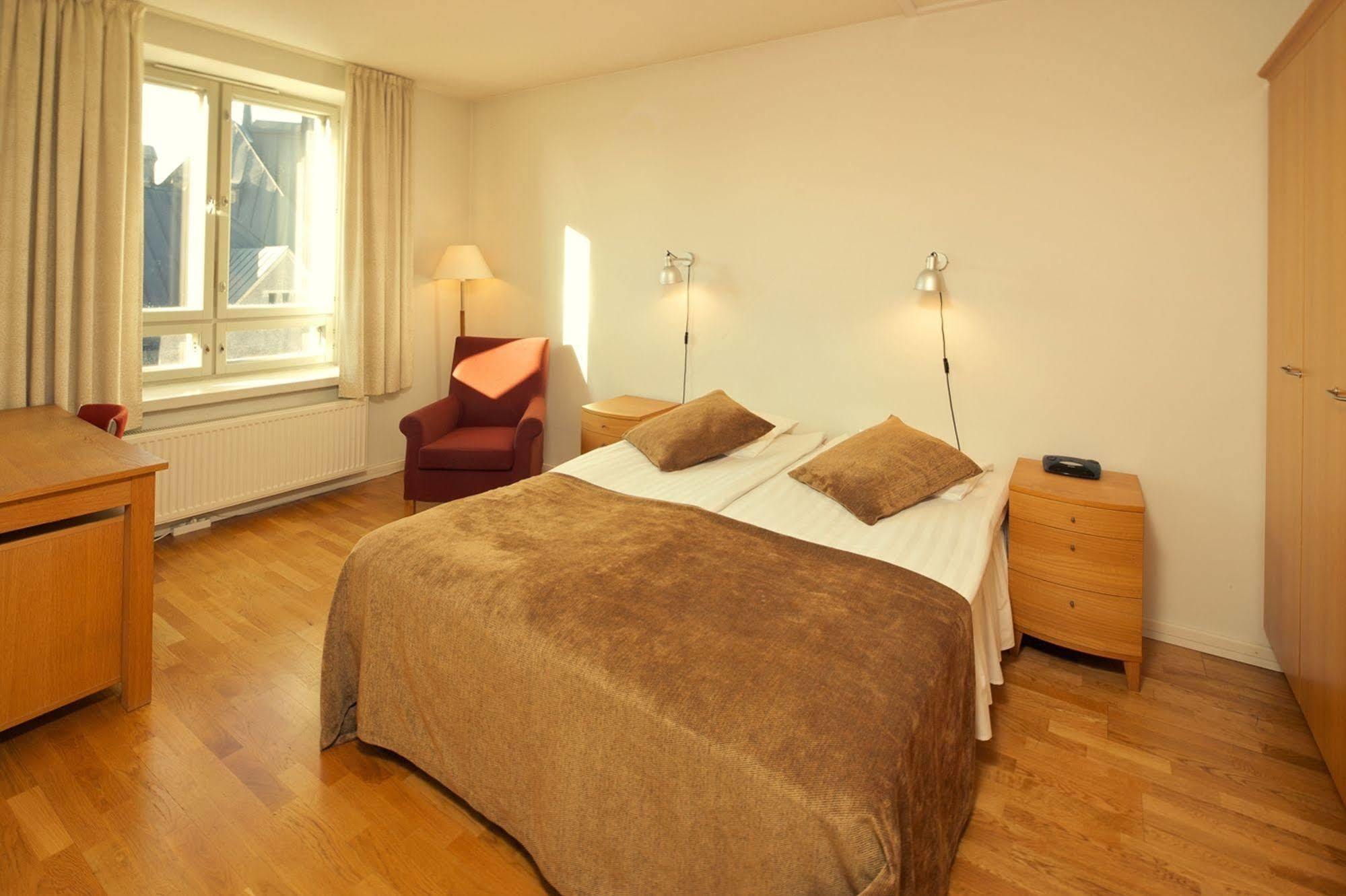 Hellsten Senate 3* Helsinki
