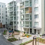 Brand New Stylish Studio - Free Parking!