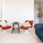 Stylish New 1Br Apt In Aurinkolahti
