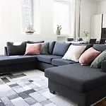 Poista 2Ndhomes Gorgeous 3Br Apartment With Sauna By Opera House