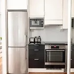 Poista 2Ndhomes Cozy & Modern Top Floor 1Br Home