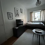 Small Cozy Apartment In Helsinki City Area