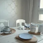 Spacious Apartment With Balcony And Great Location