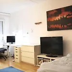 Convenient And Peaceful Flat In A Great Location