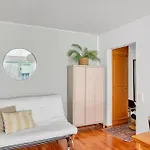 Design District W Free Parking Garage, Balcony, Netflix, 200M Tram&Bus