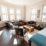 2Ndhomes Beautiful 1Br Apartment With Sauna In City Centre