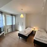 Kotimaailma Helsinki - Tilava Yksioe