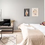 Cozy Courtyard Studio With Central Location In Kamppi