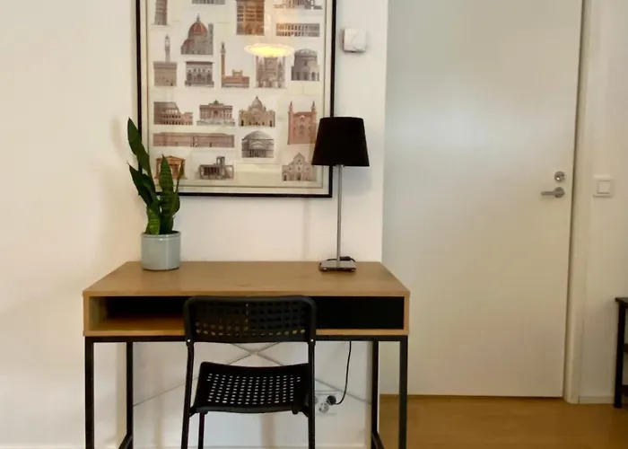 Tranquil Studio Near Nature, Free Parking& Wifi