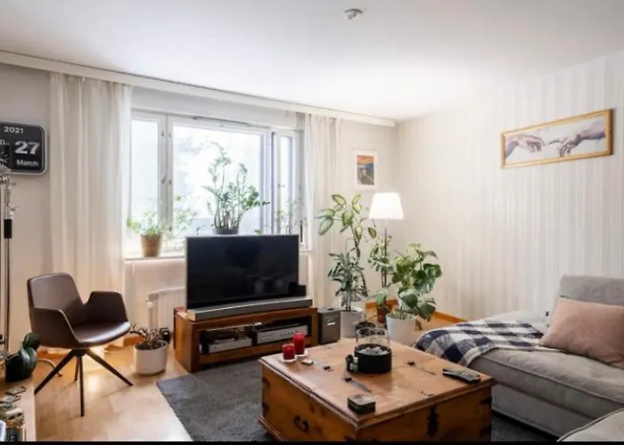 Private Room With Balcony In Shared Design Apartment 8 Minutes Away From Center And Exactly In Front Of The Metro Station