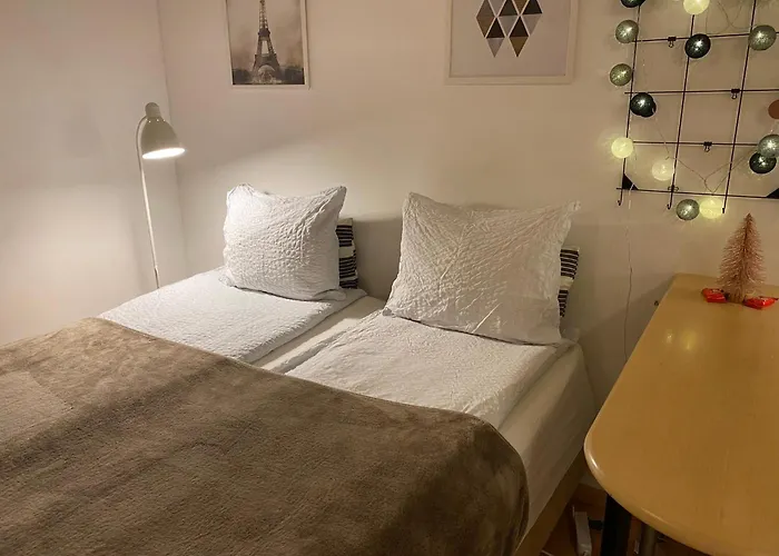 Cozy And Peaceful Punavuori